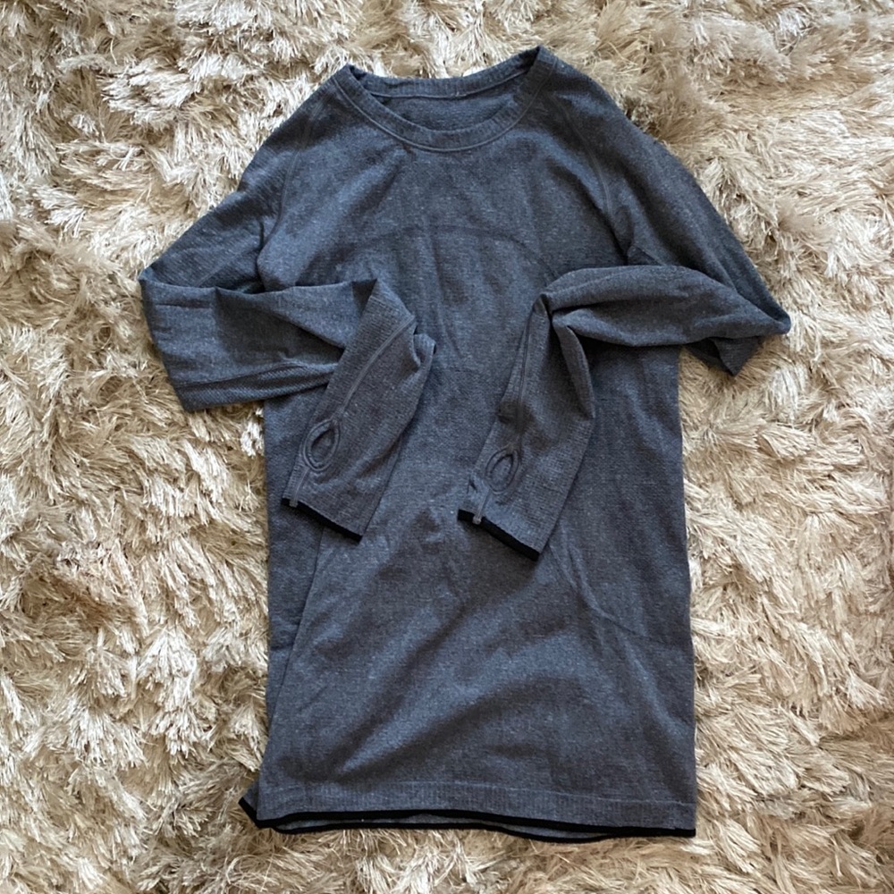 Lululemon shirt S / grey